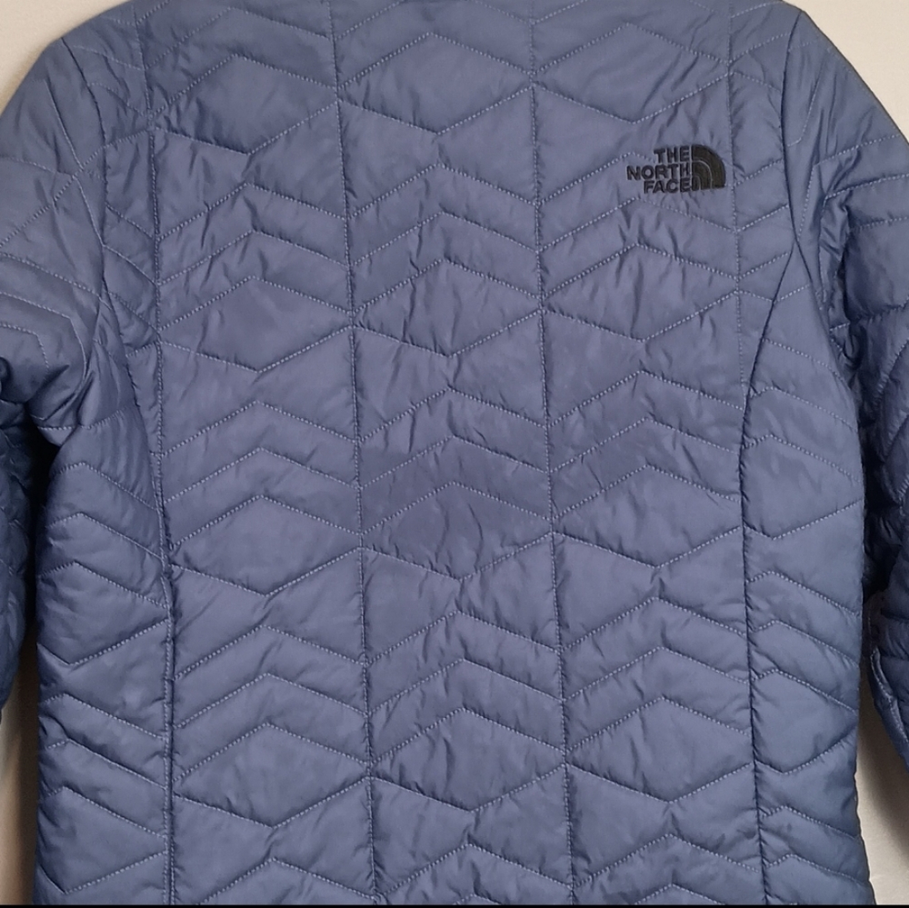 The North Face Women's Size Small Petite Bombay Jacket Blue Utility - Picture 9 of 12